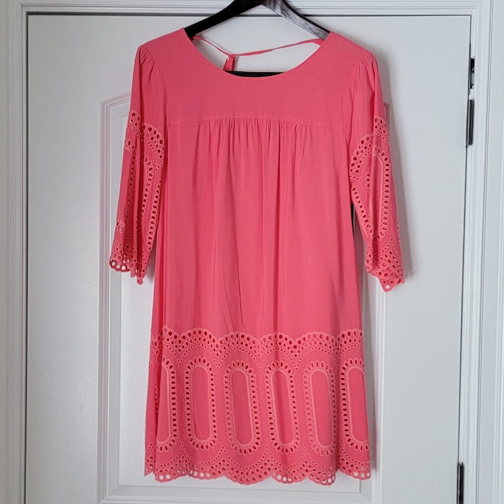 🌸 Adorable Crown & Ivy Dress